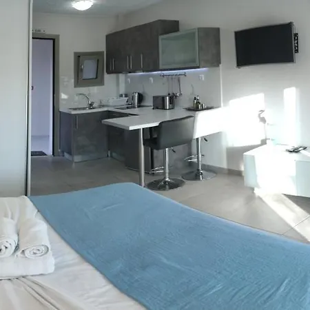 Irida Holiday Apartments Stoupa Exterior photo
